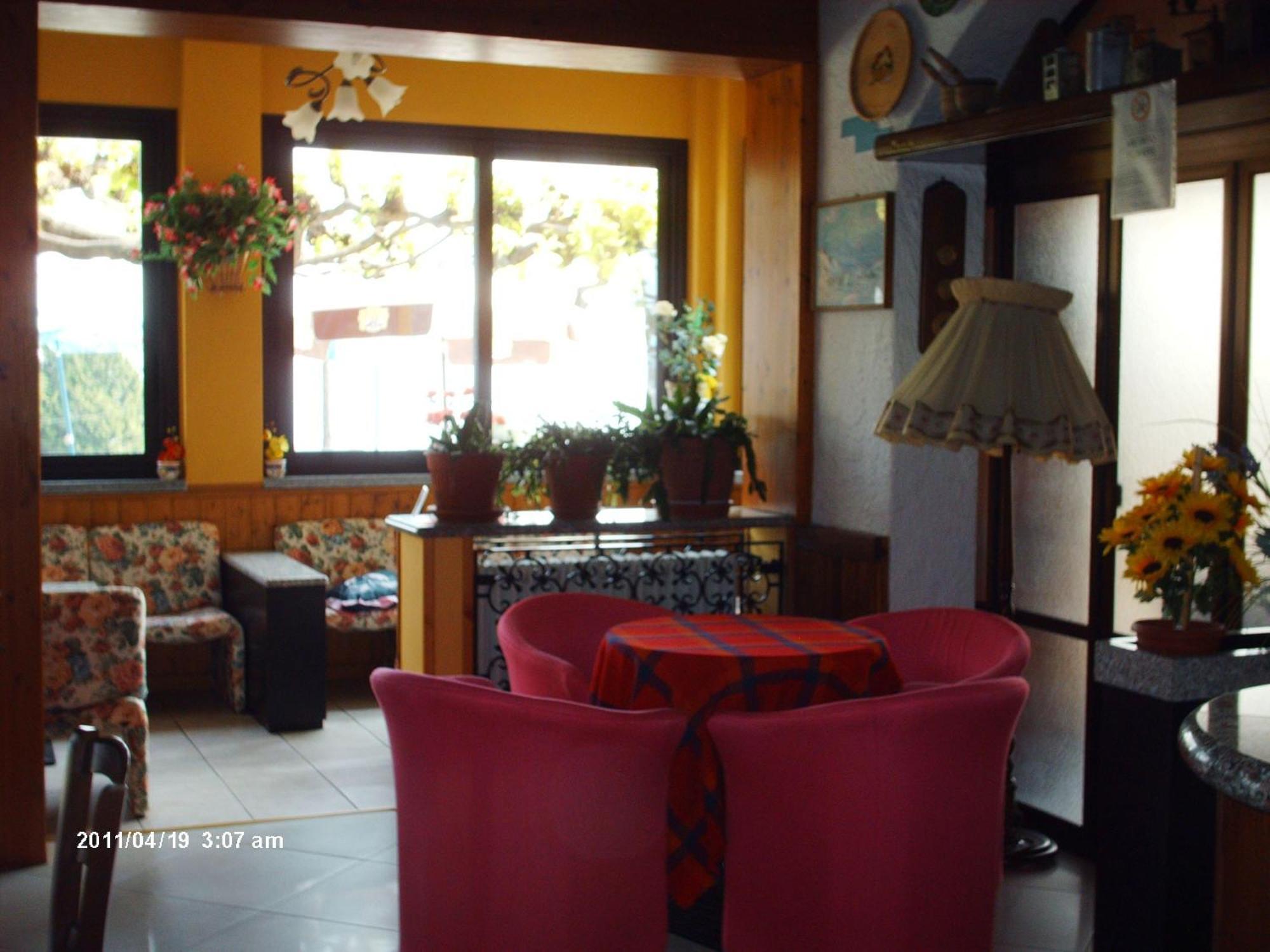 Hotel La Capannina Massino Visconti Extérieur photo